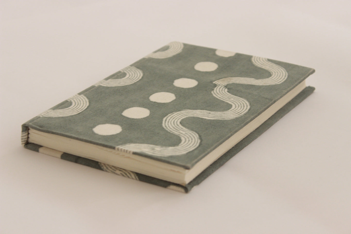 Handcrafted Diary Journal Notebook | Grey and White Notebook Casa Amarosa