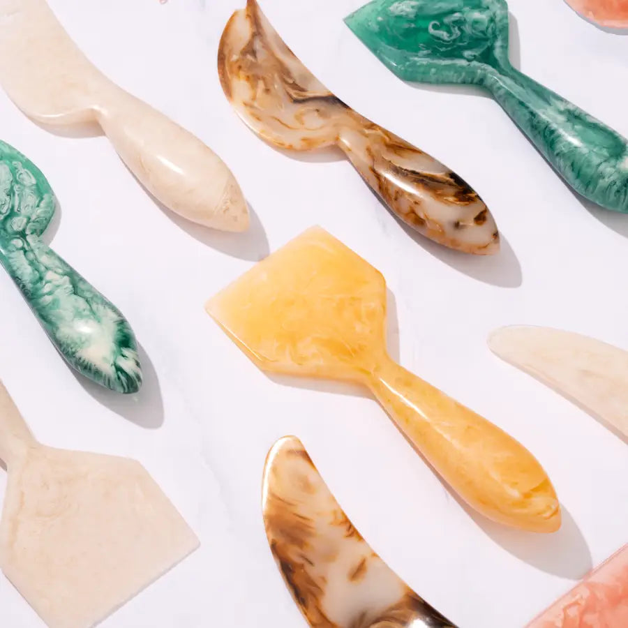 Resin Cheese Knife Set | Peach Kitchen essential Casa Amarosa