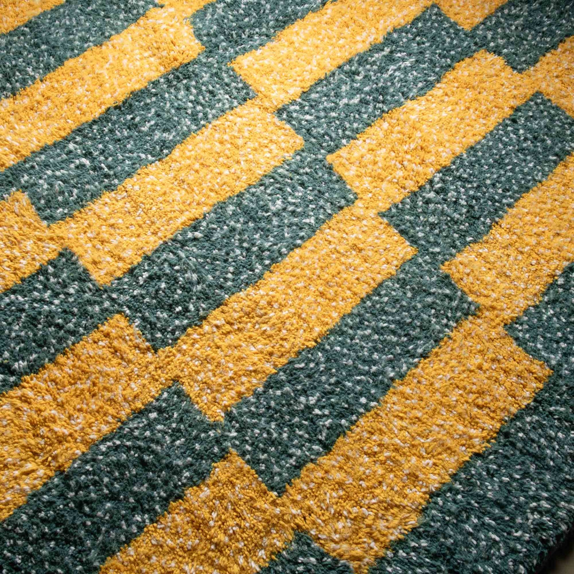 Chama | Shag Moroccan rug beni ourain rug Benisouk