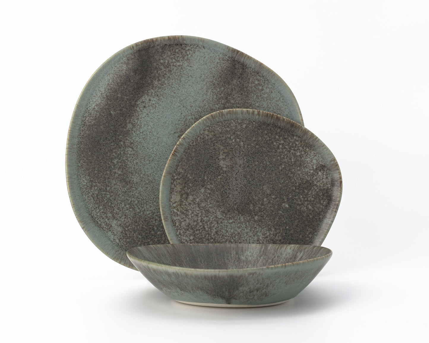 3 Piece Ripple Dinner Setting Set Haand Concrete