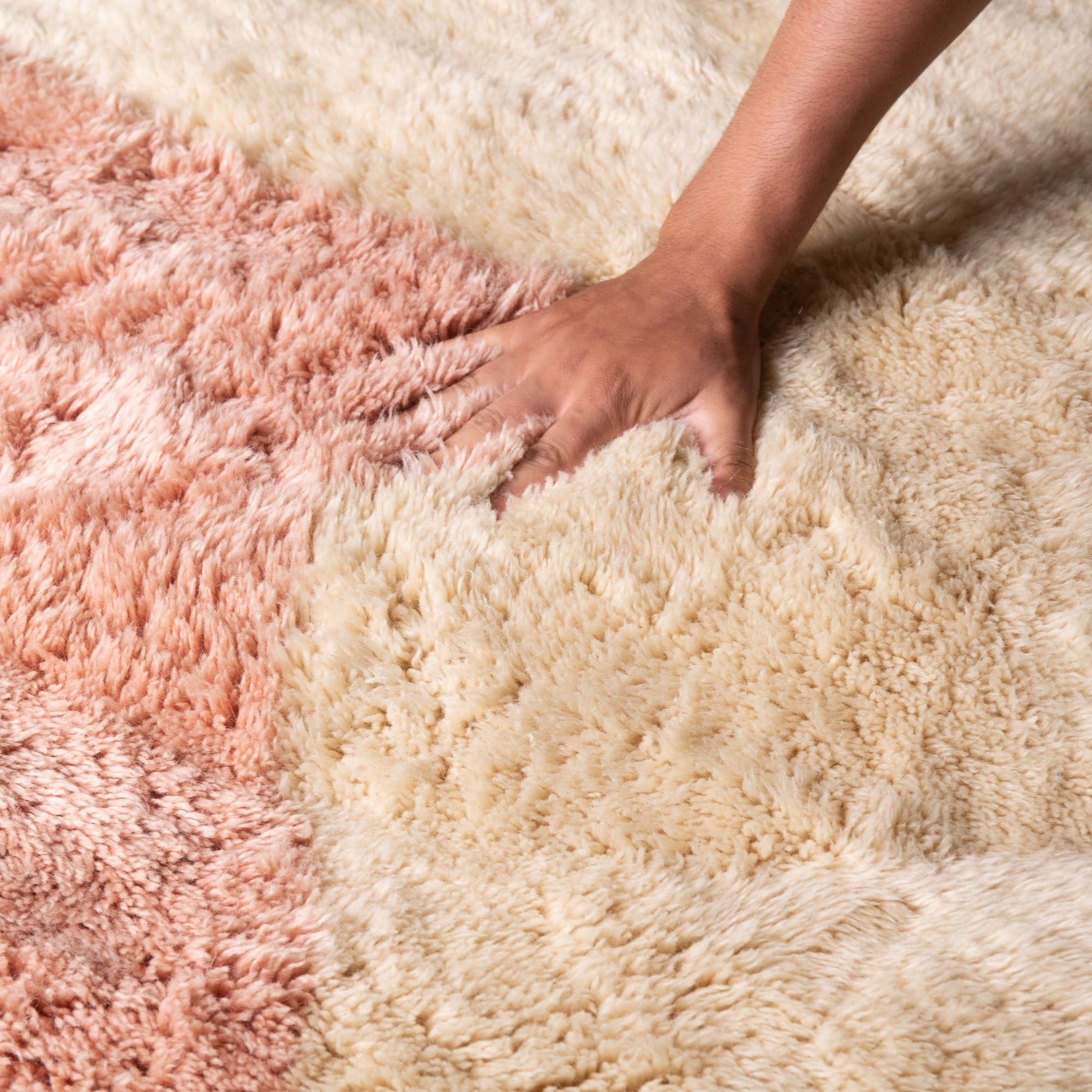 Soft Echoes - Luxury Shag Moroccan Rug mrirt rug Benisouk