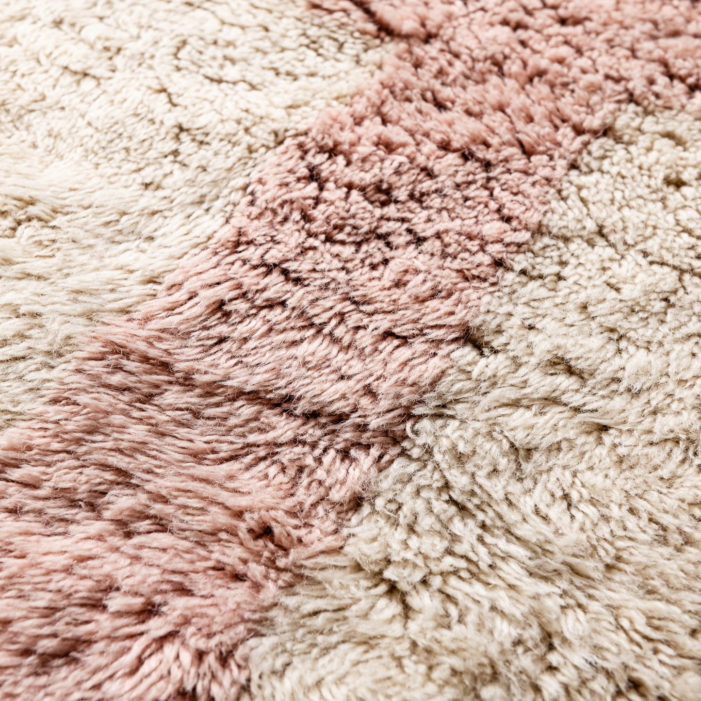 Soft Echoes - Luxury Shag Moroccan Rug mrirt rug Benisouk