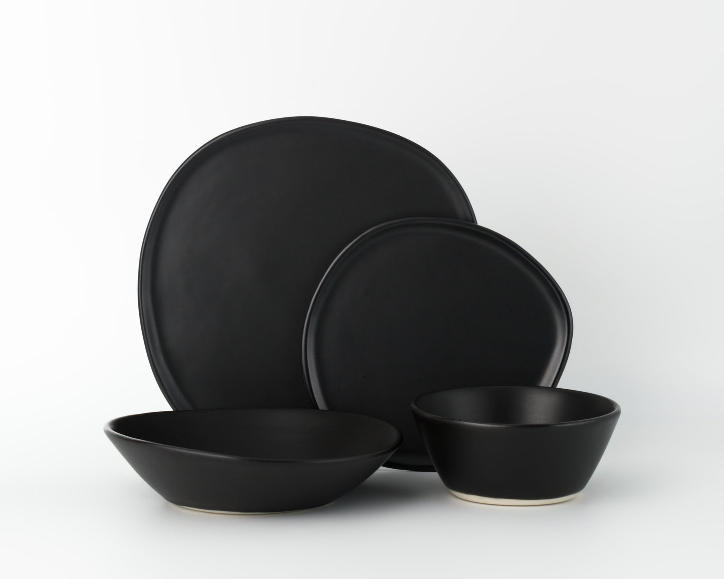 4 Piece Ripple Dinner Setting Set Haand Matte Black