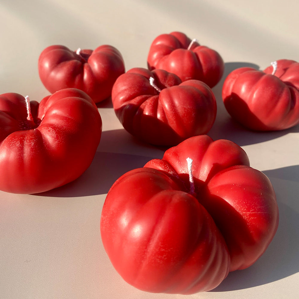 Heirloom Tomato Candle | Red Farmers Markets Scandles Red Tomato Leaf 6 Pack of Tomatoes