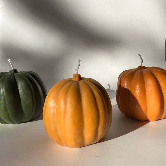Pumpkin Candle | Hand-Poured Soy Wax Farmers Markets Scandles