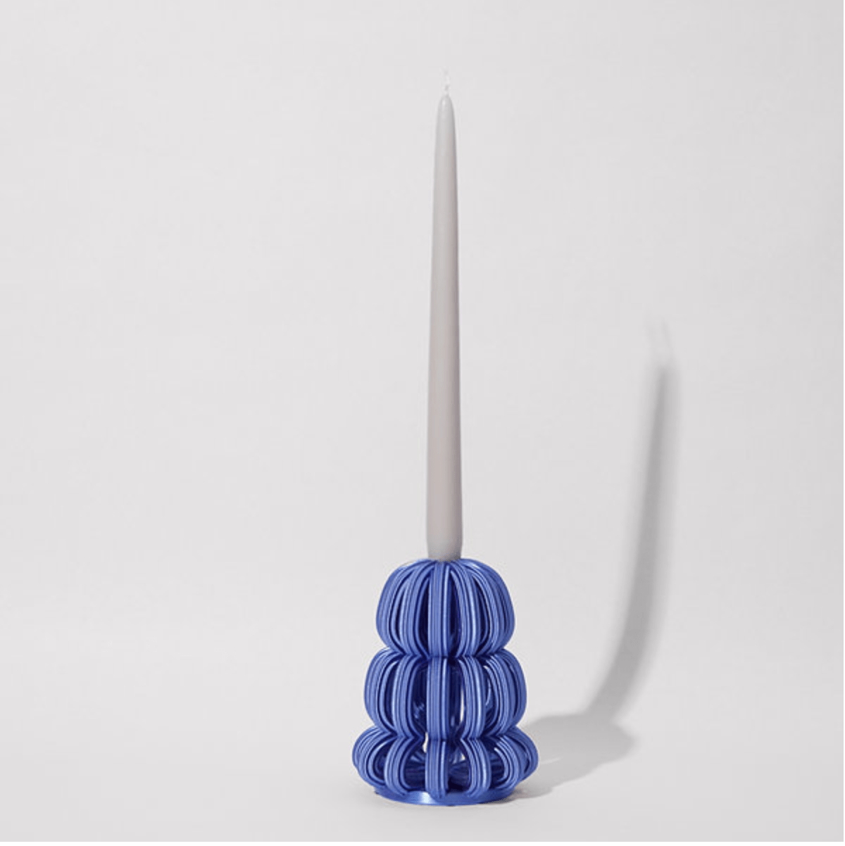 Frosting Loop Candle Holder