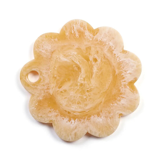 Scallop Resin Cheese Charcuterie Board | Peach Kitchen essential Casa Amarosa