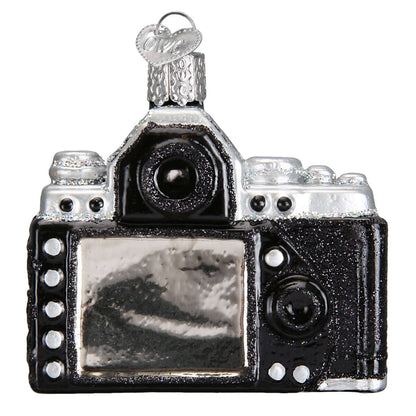 Handcrafted Camera Ornament, artisan decor, perfect for photography lovers and holiday decoration.