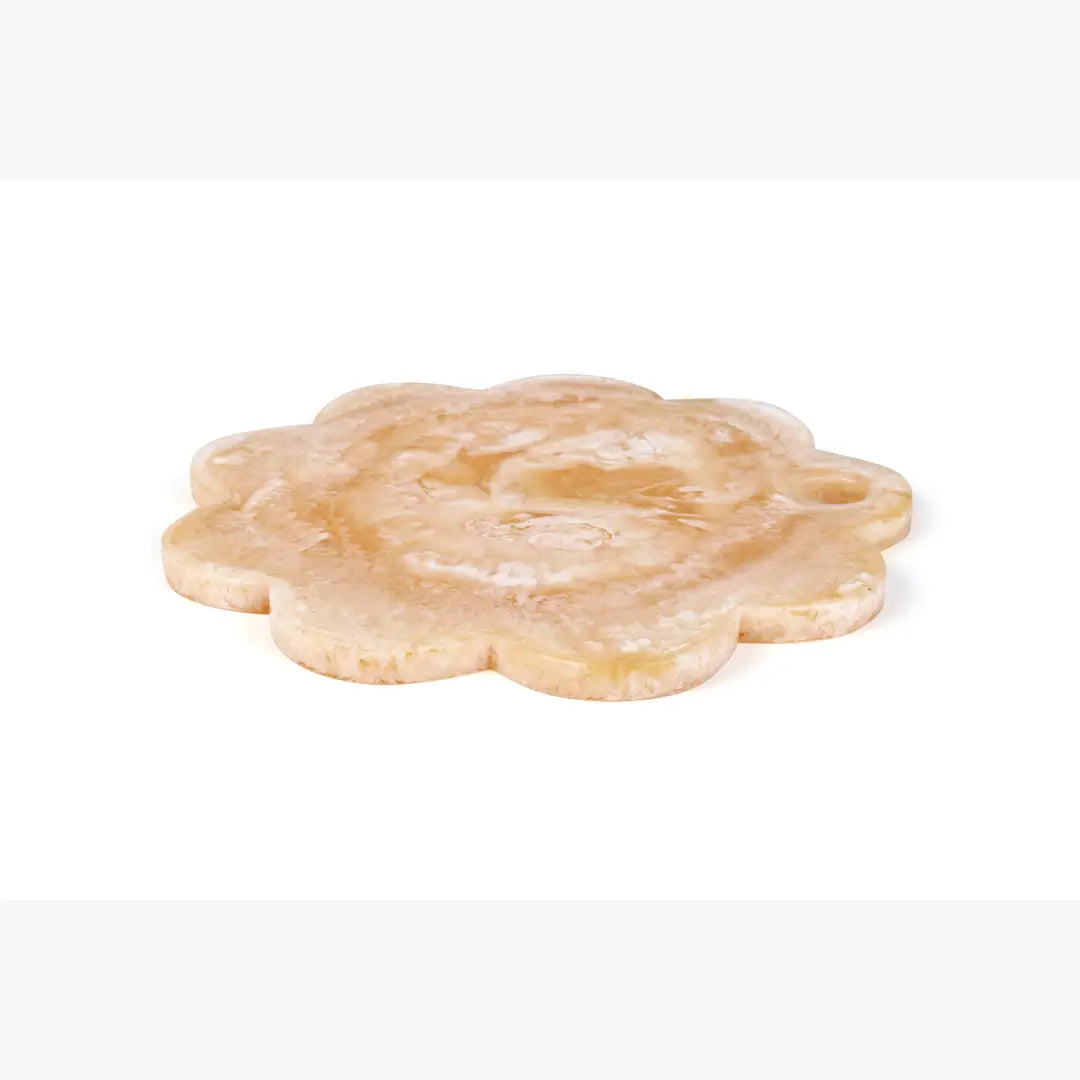 Scallop Resin Cheese Charcuterie Board | Peach Kitchen essential Casa Amarosa