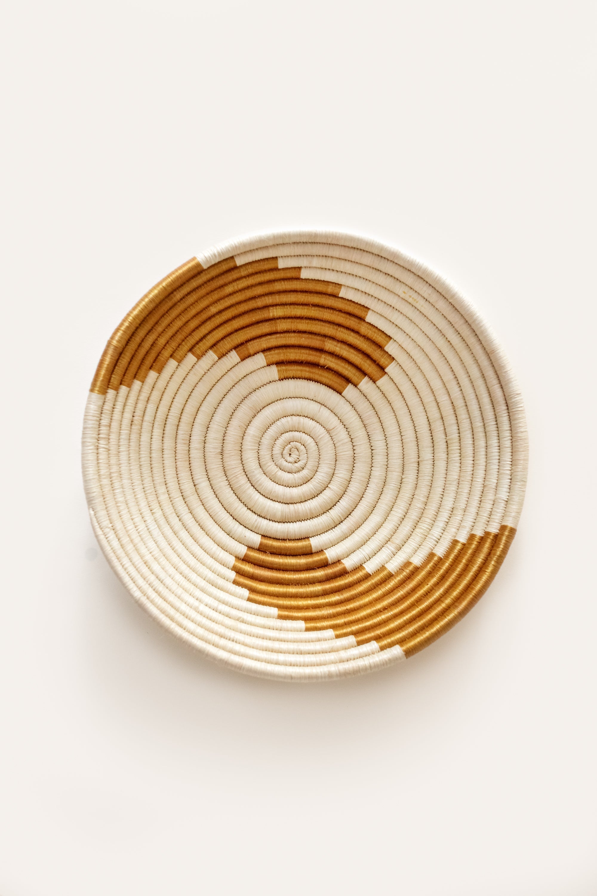 The Swirl Plateaus Handwoven Basket