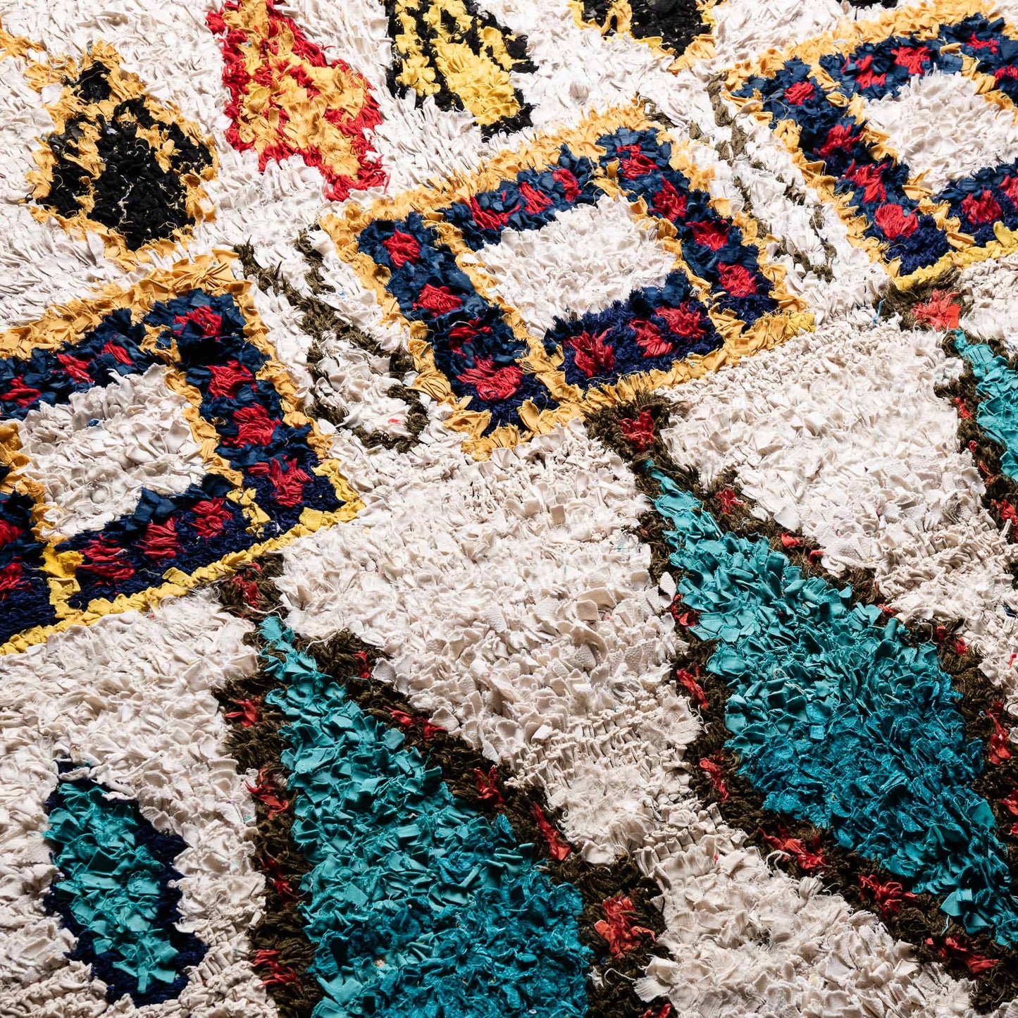 OuedLaou | Vintage Boucherouite Rug boucherouite rug Benisouk
