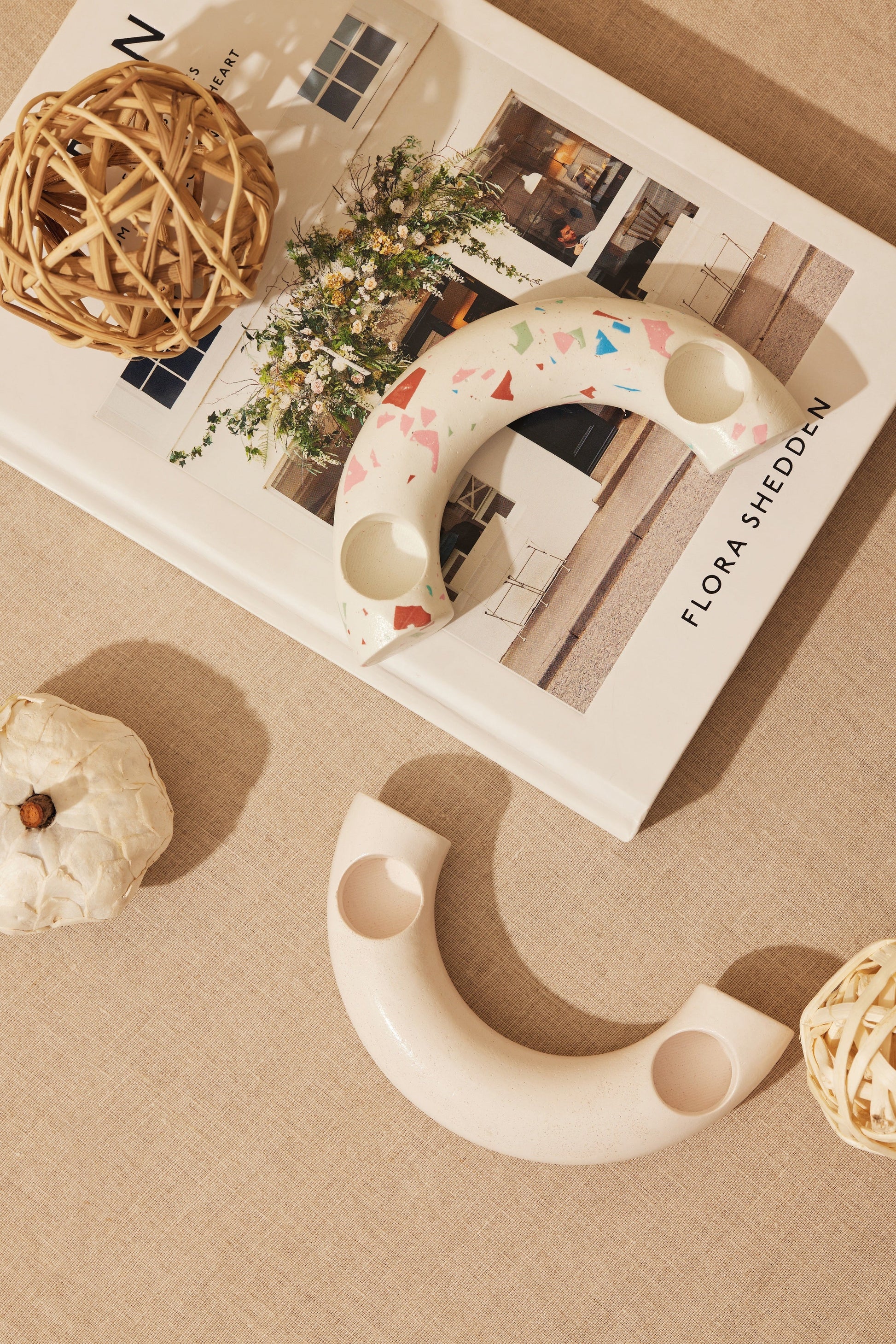 Nordic Style "C" Shaped Concrete Candle Holder | Ivory Candle Holders Casa Amarosa