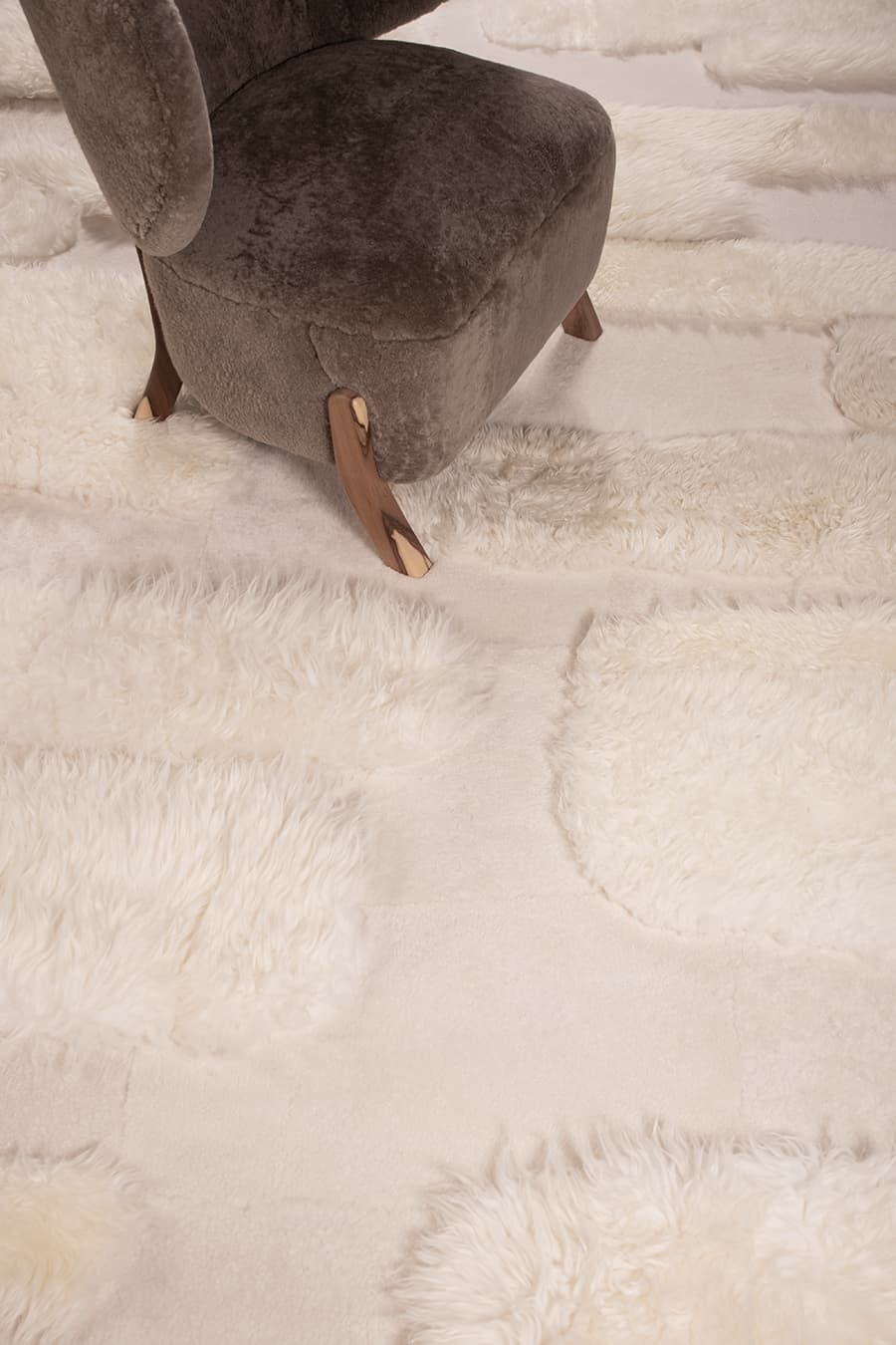 Holland Oversized Shearling Wool Rug
