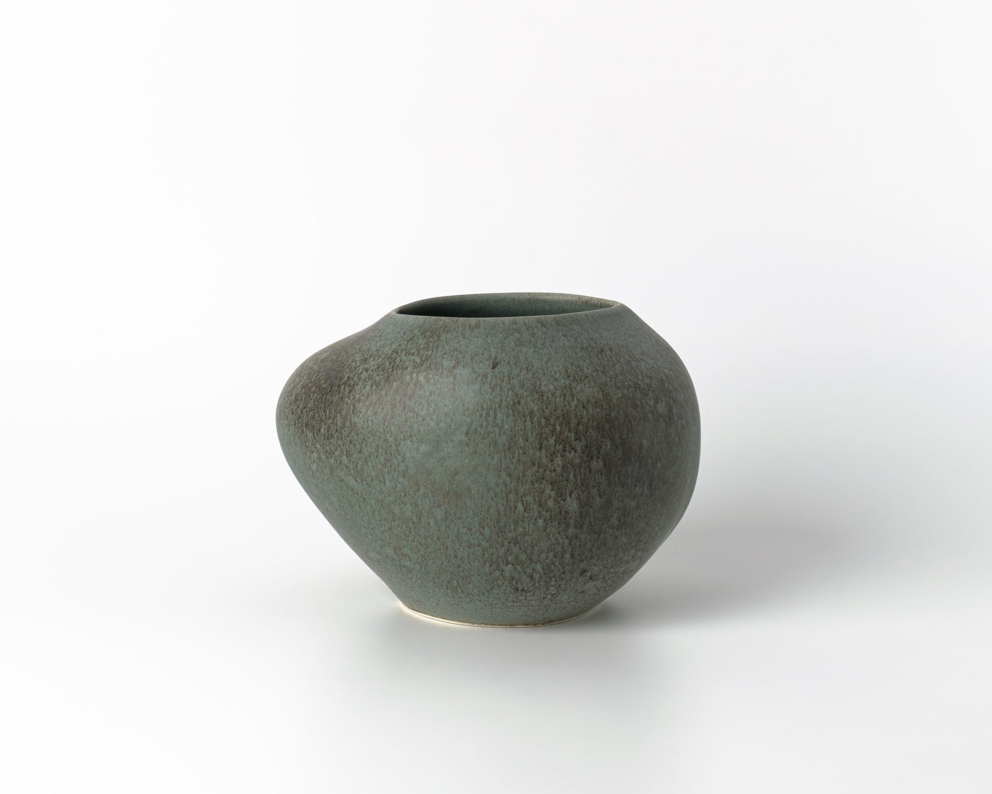 Large Pebble Vase Vase Haand Concrete