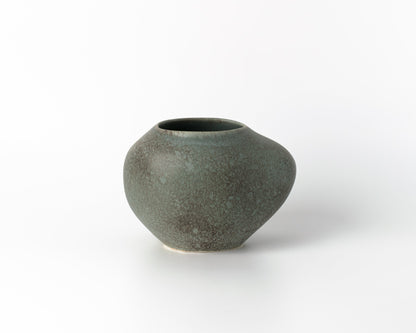 Large Pebble Vase Vase Haand