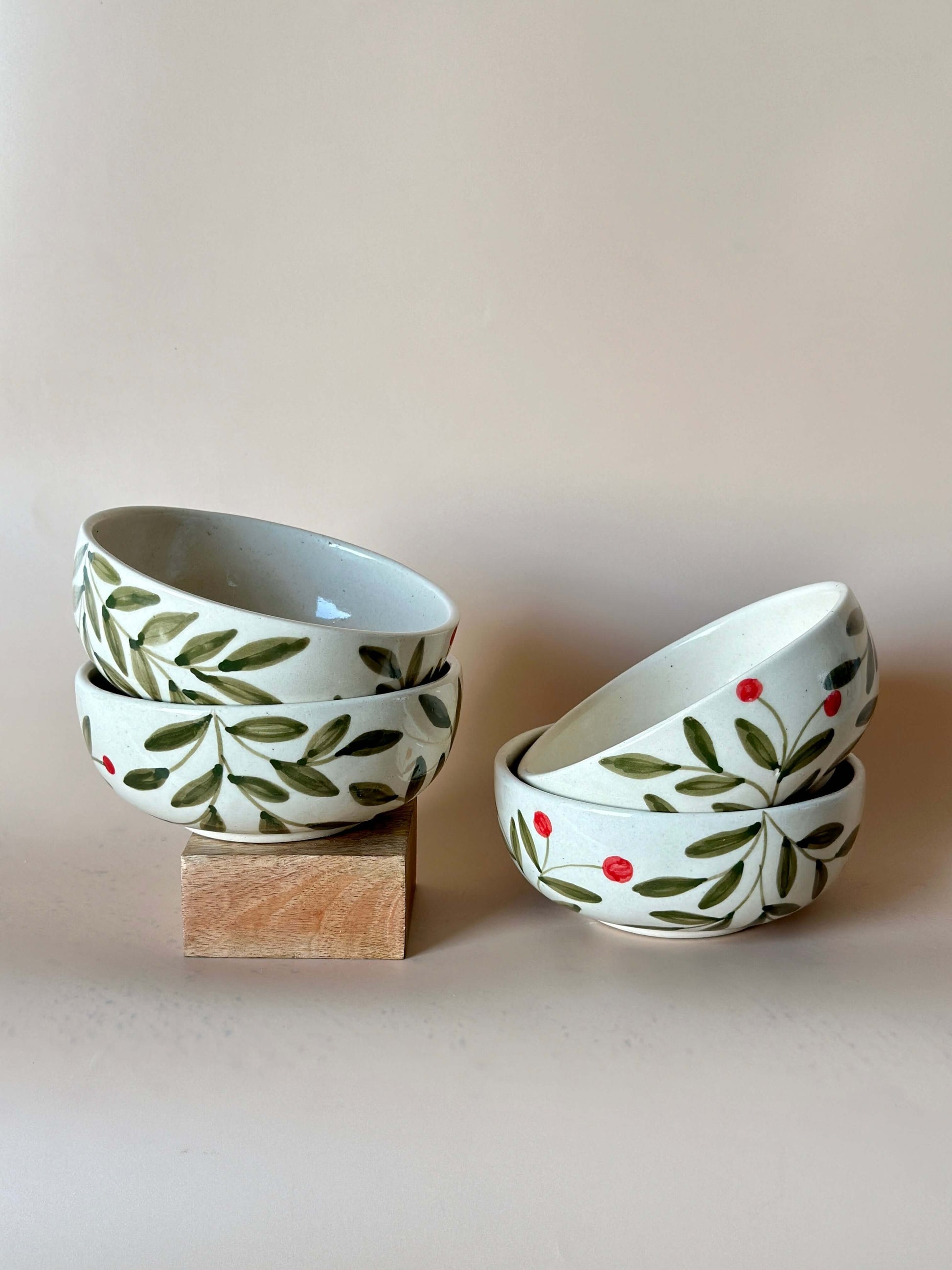 Holly Leaf Small Bowl Set in Olive | Ceramic Snack Bowls featuring unique artisan design and handcrafted details.
