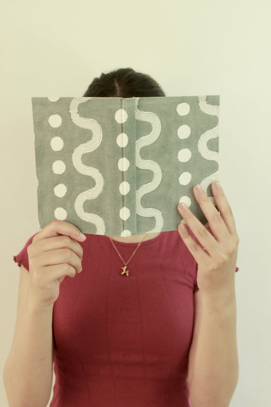 Handcrafted Diary Journal Notebook | Grey and White Notebook Casa Amarosa