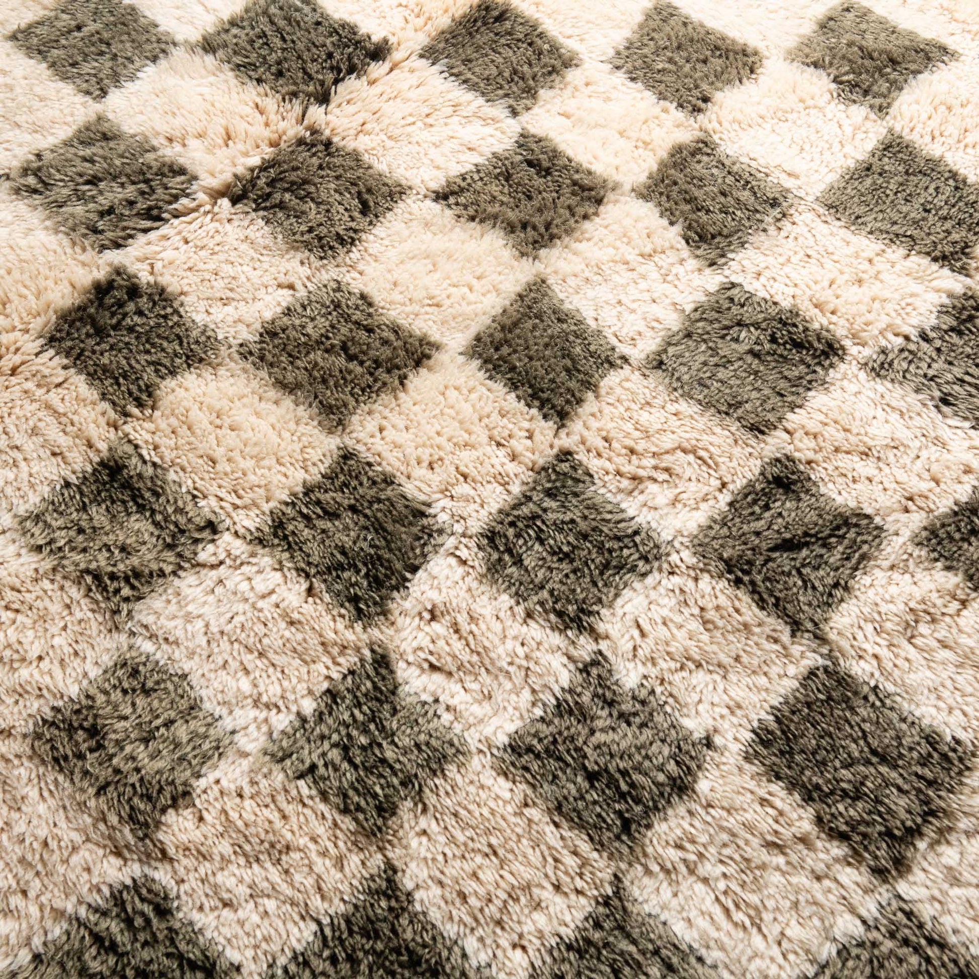 Checkered Garden - Luxury Shag Moroccan Rug mrirt rug Benisouk