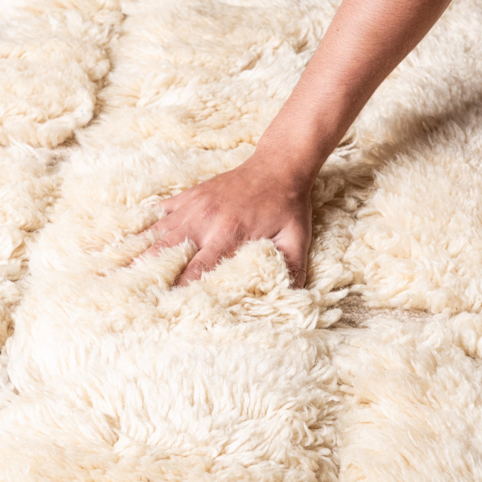 Labyrinthine Dreams - Luxury Shag Moroccan Rug mrirt rug Benisouk