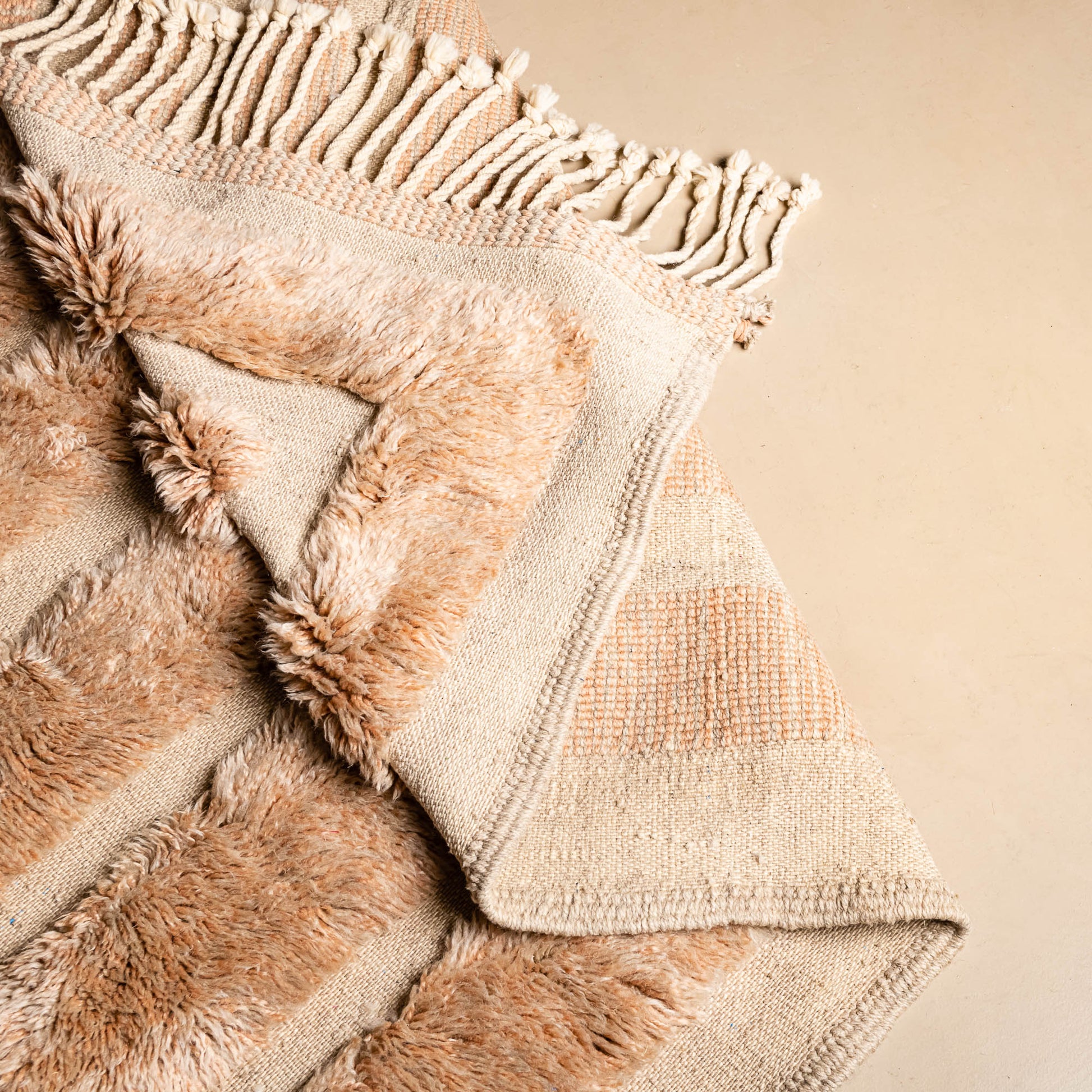 Soft Elegance - Luxury Shag Moroccan Rug mrirt rug Benisouk