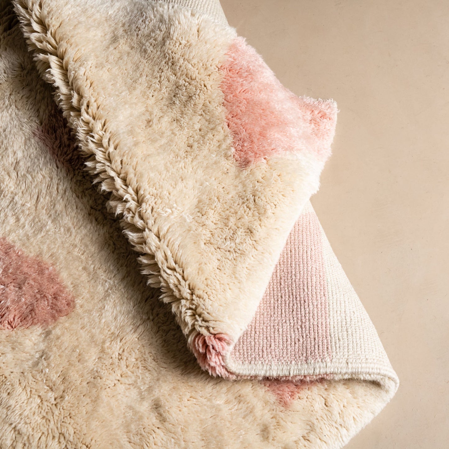 Silken Petals - Luxury Shag Moroccan Rug mrirt rug Benisouk