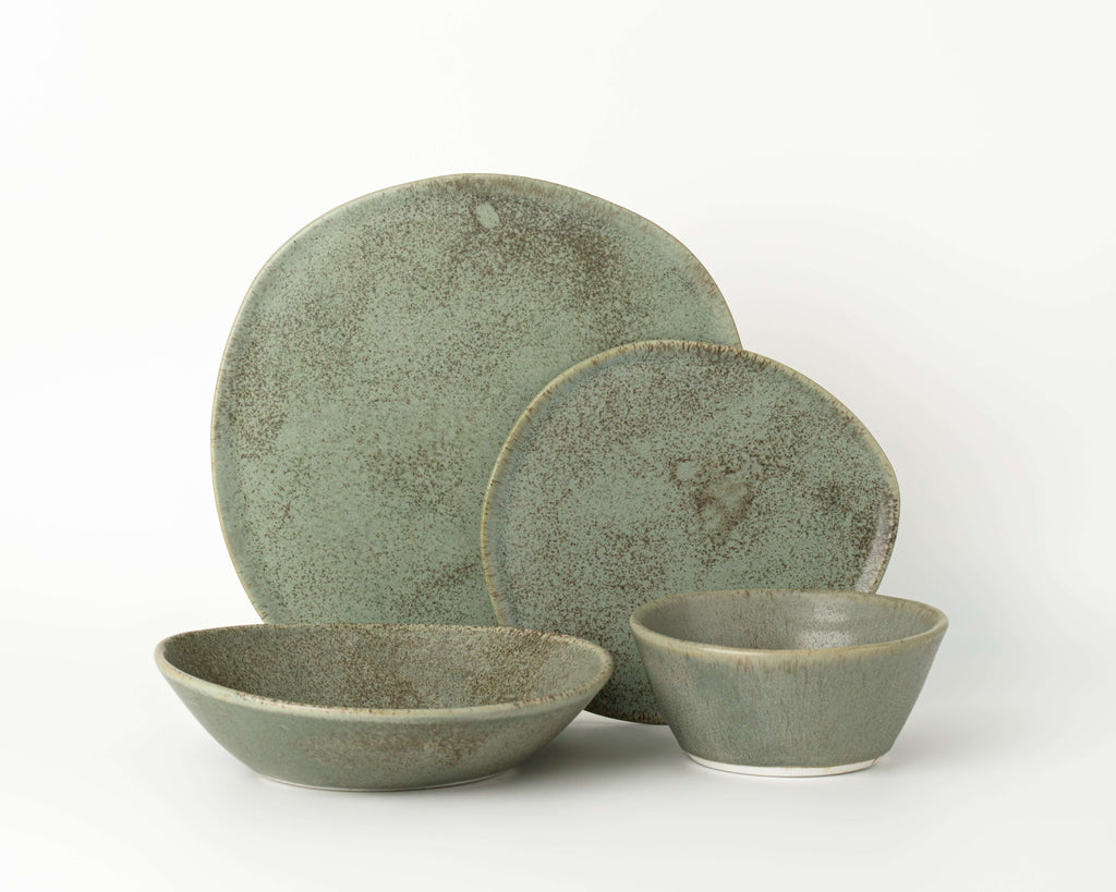 4 Piece Ripple Dinner Setting Set Haand Concrete