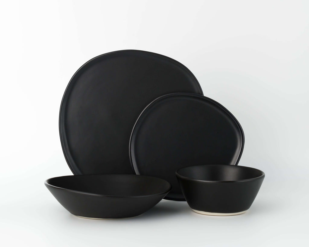 4 Piece Ripple Dinner Setting Set Haand Matte Black
