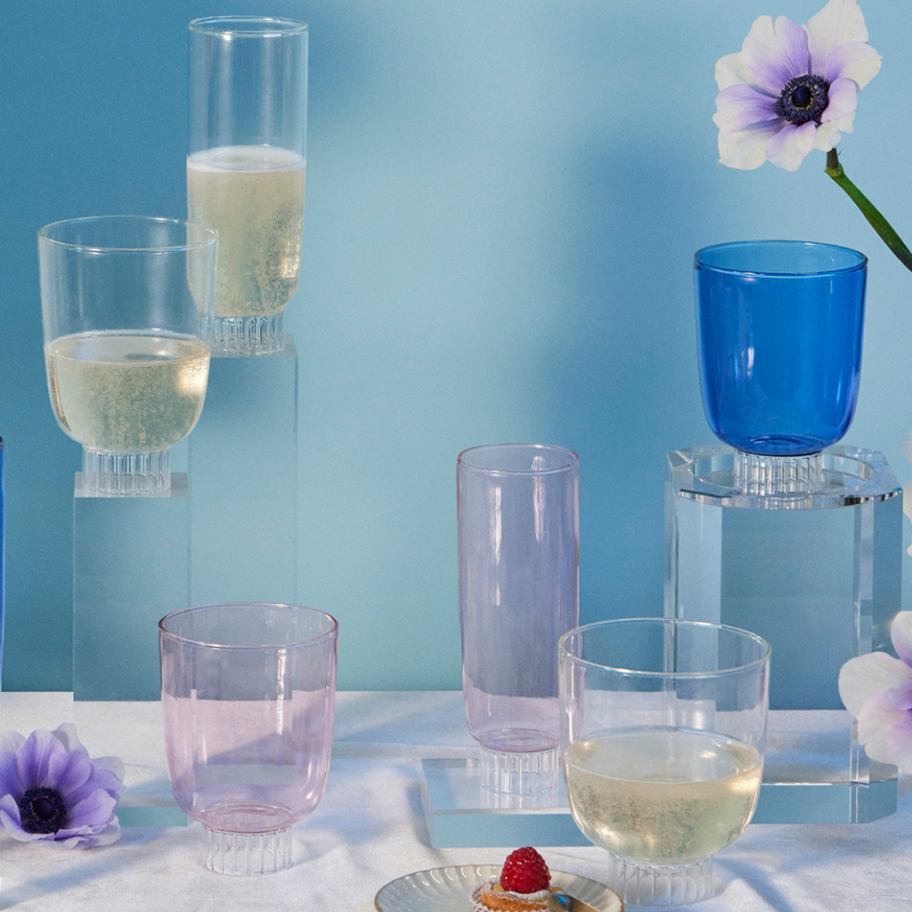 Curved Champagne Flutes