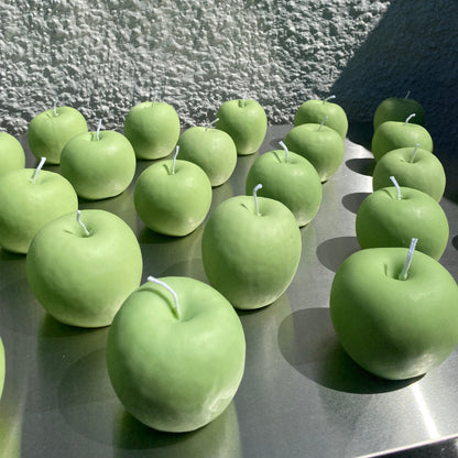 Apple Candle | Hand-Poured Soy Wax Farmers Markets Scandles