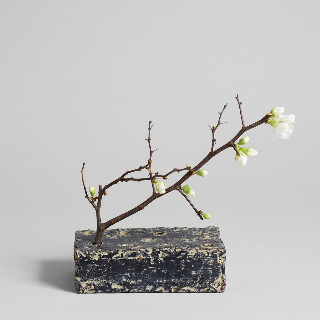 Ceramic Frog Block | Grey Patina