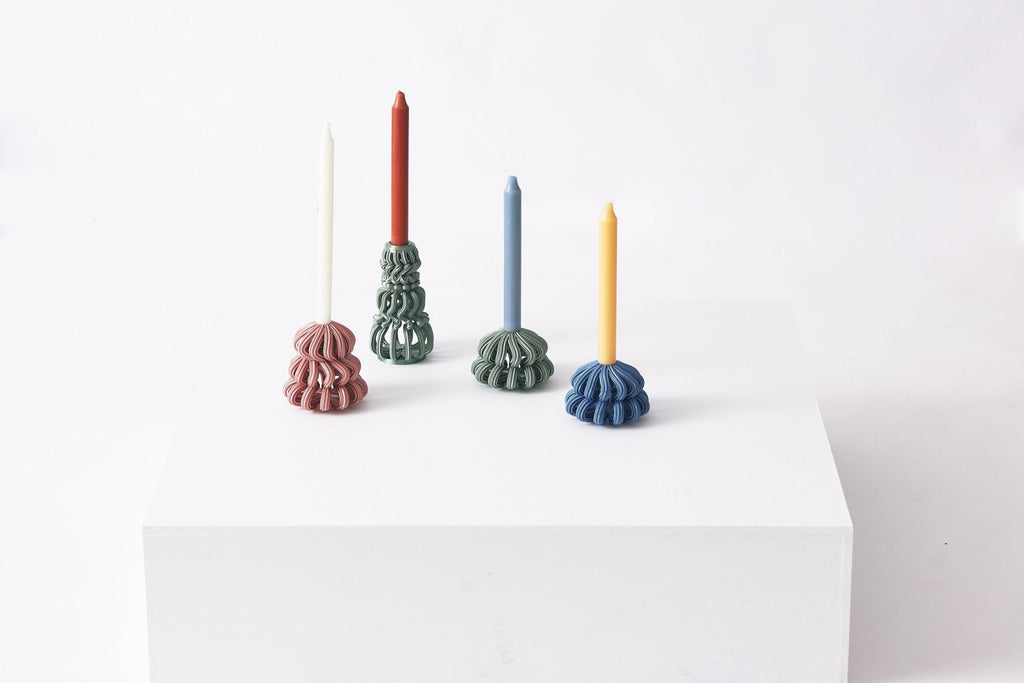 Frosting Loop Candle Holder