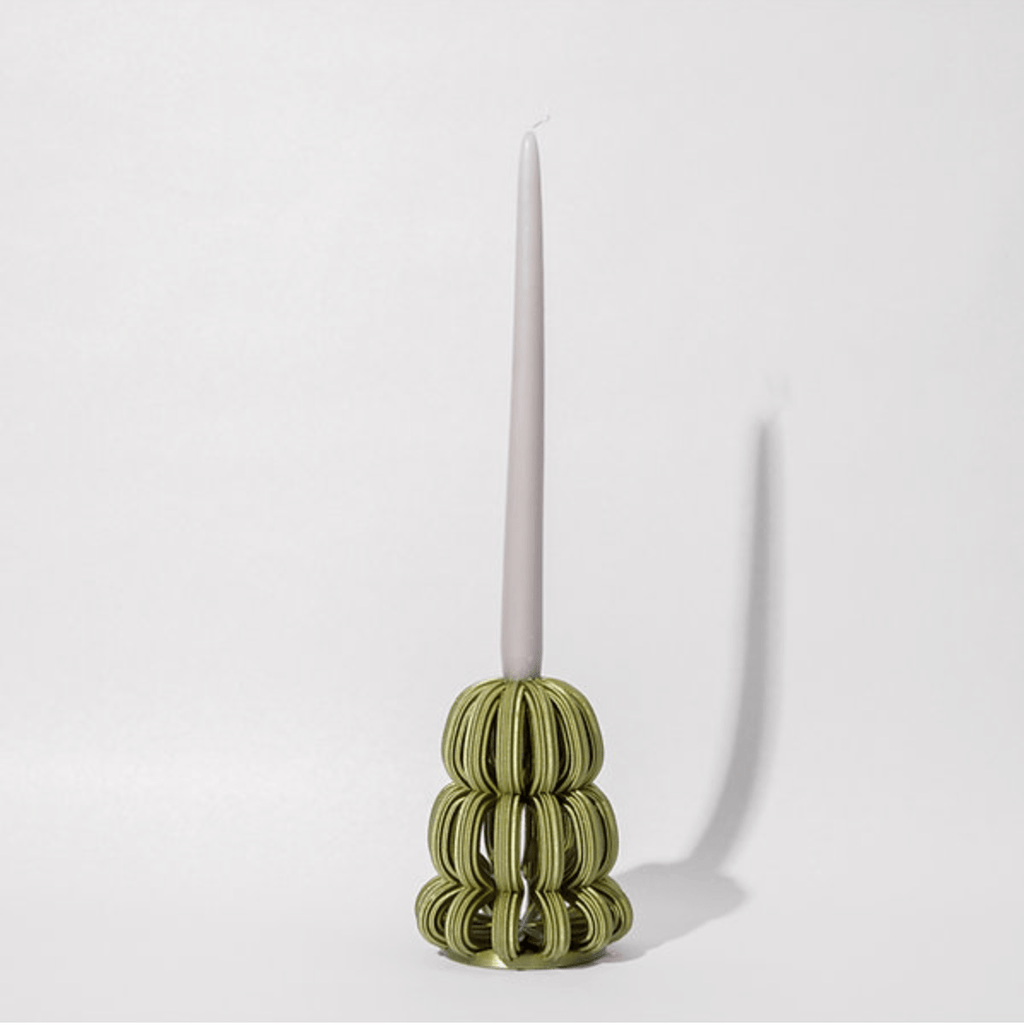 Frosting Loop Candle Holder