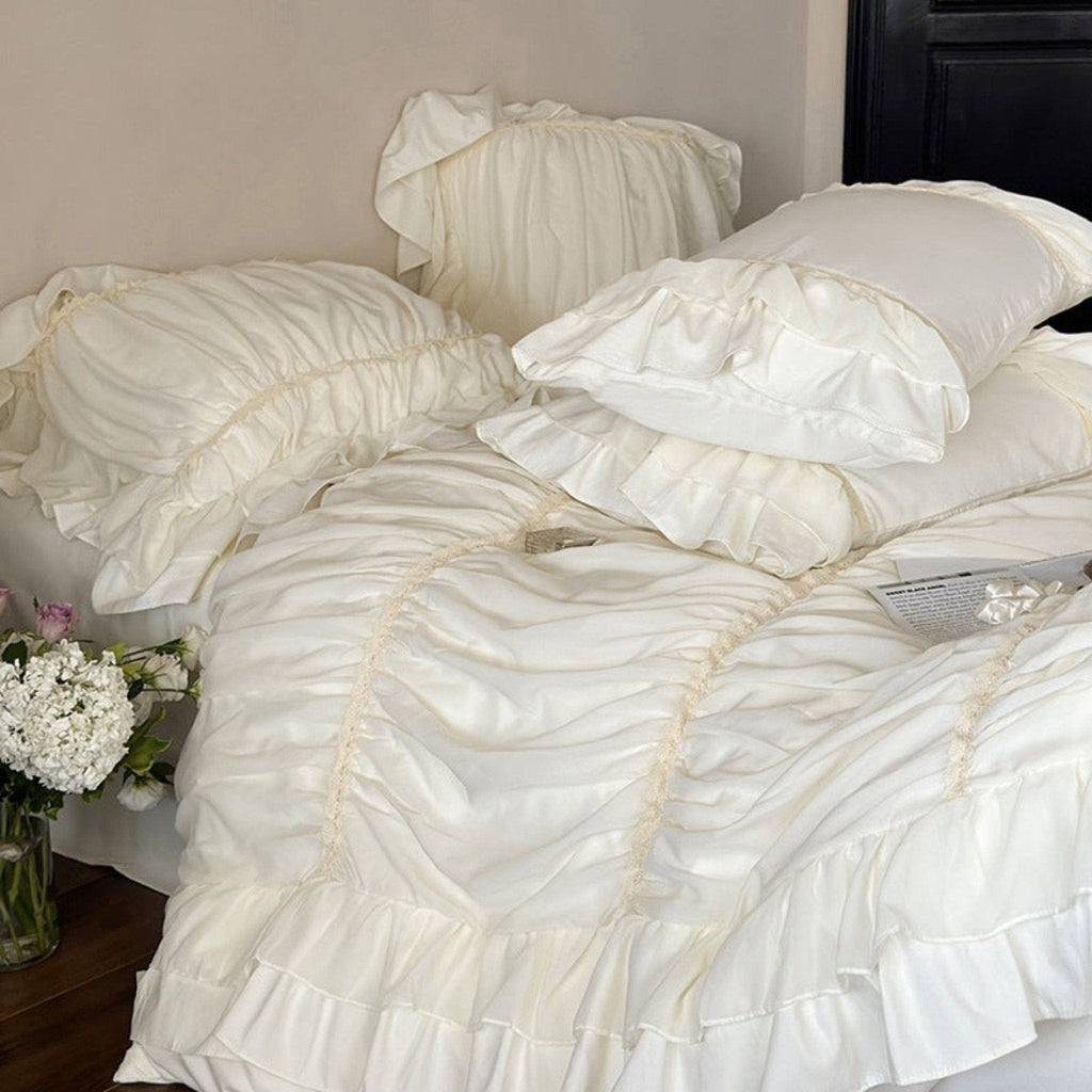 Élodie Silky Coquette Ruffled Bedding Set / White