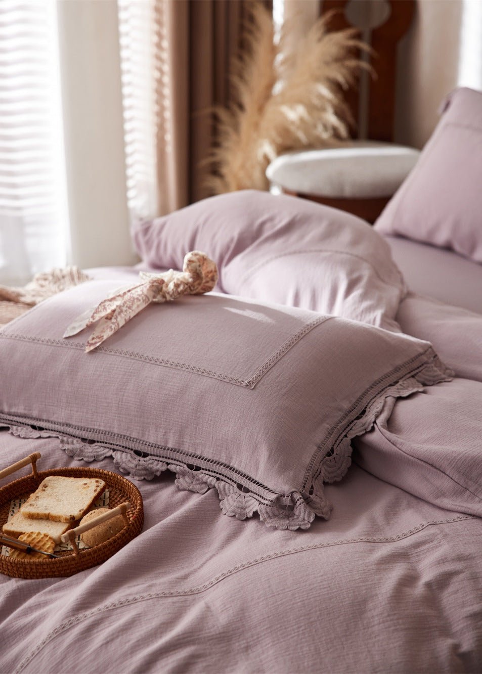 Isadora Lace Ruffle Double Gauze Bedding Set / Brown