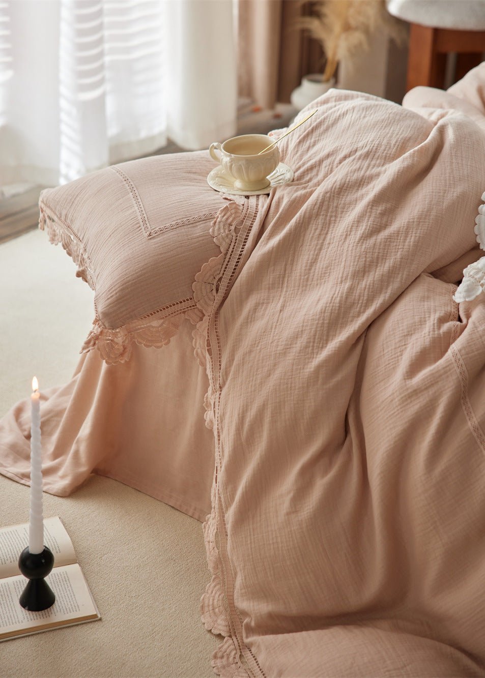 Isadora Lace Ruffle Double Gauze Bedding Set / Brown