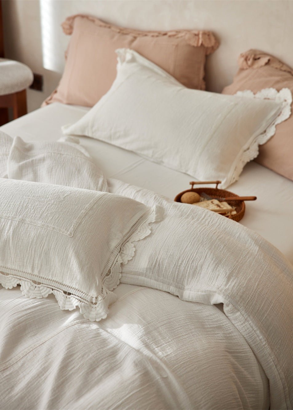 Isadora Lace Ruffle Double Gauze Bedding Set / Purple