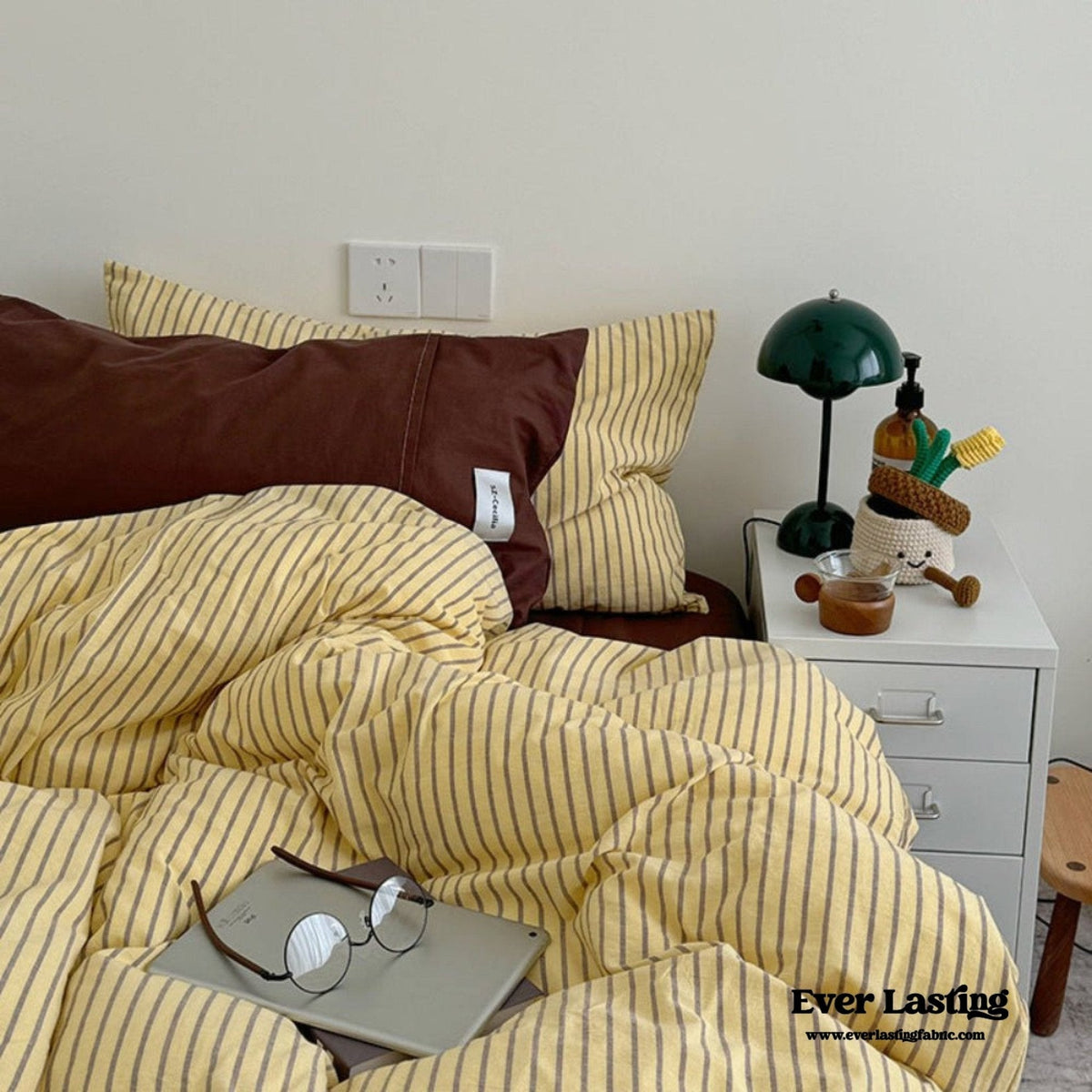 James Striped Bedding Set / Yellow