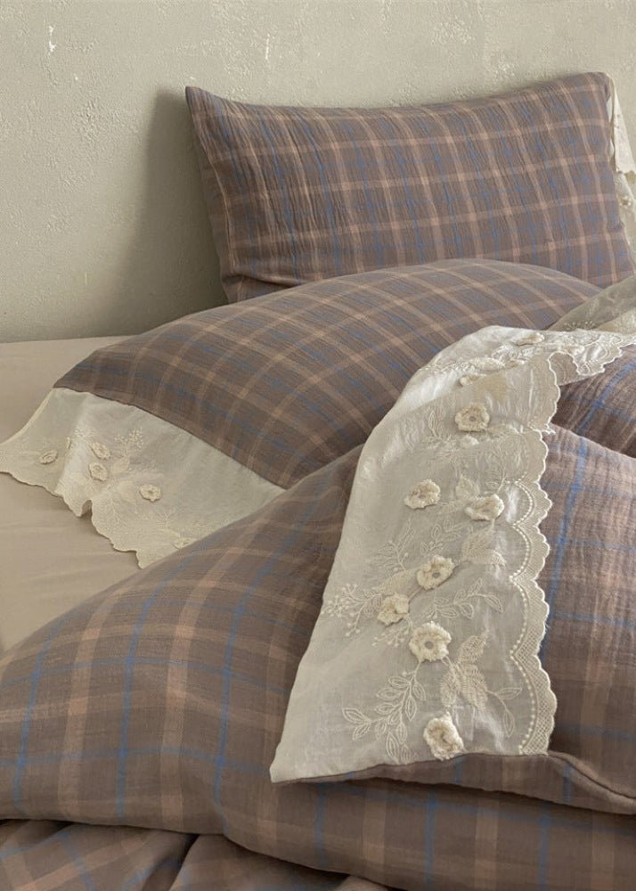 June Lace Double Gauze Gingham Bedding Set / Red