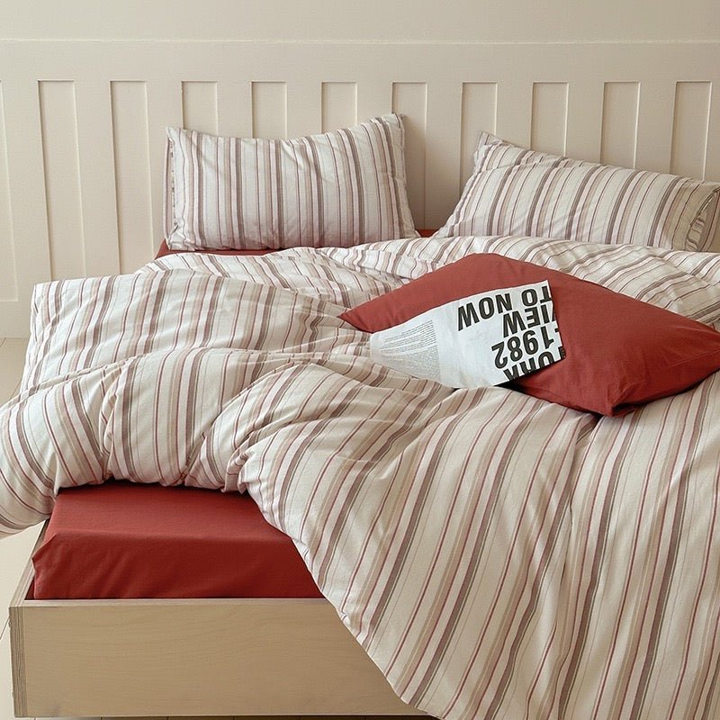 Parker Minimalist Striped Bedding Set