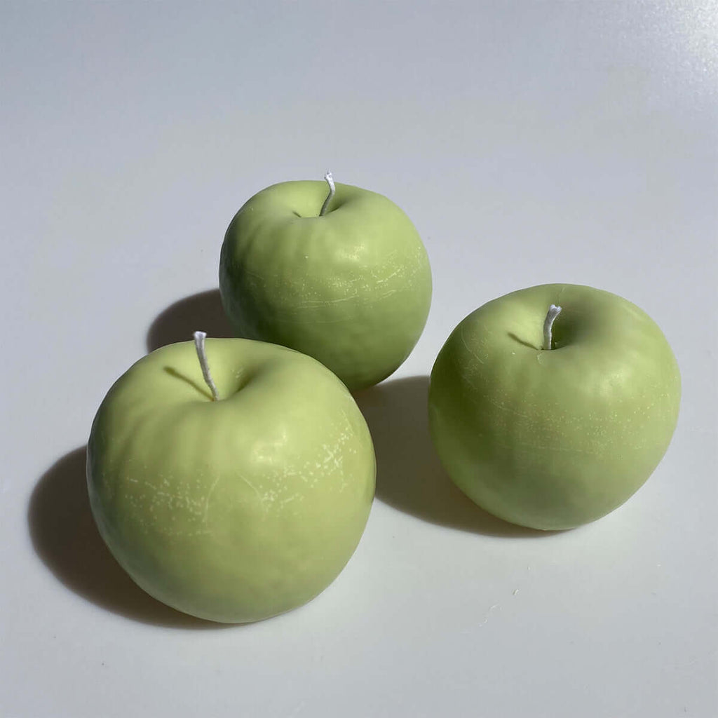 Apple Candle | Hand-Poured Soy Wax Farmers Markets Scandles