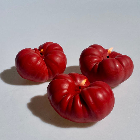 Heirloom Tomato Candle | Red Farmers Markets Scandles Red Tomato Leaf 3 Pack of Tomatoes