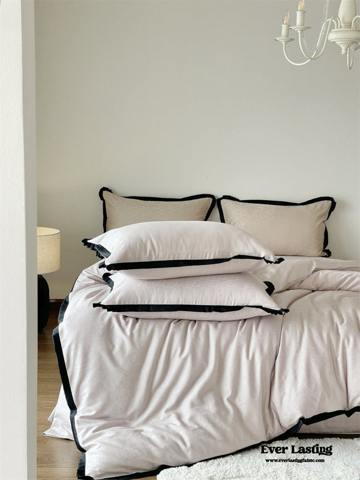 Silky Luxury Heart Textured Bedding Set / Cream