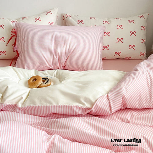 Sweet Bow Striped Bedding Set