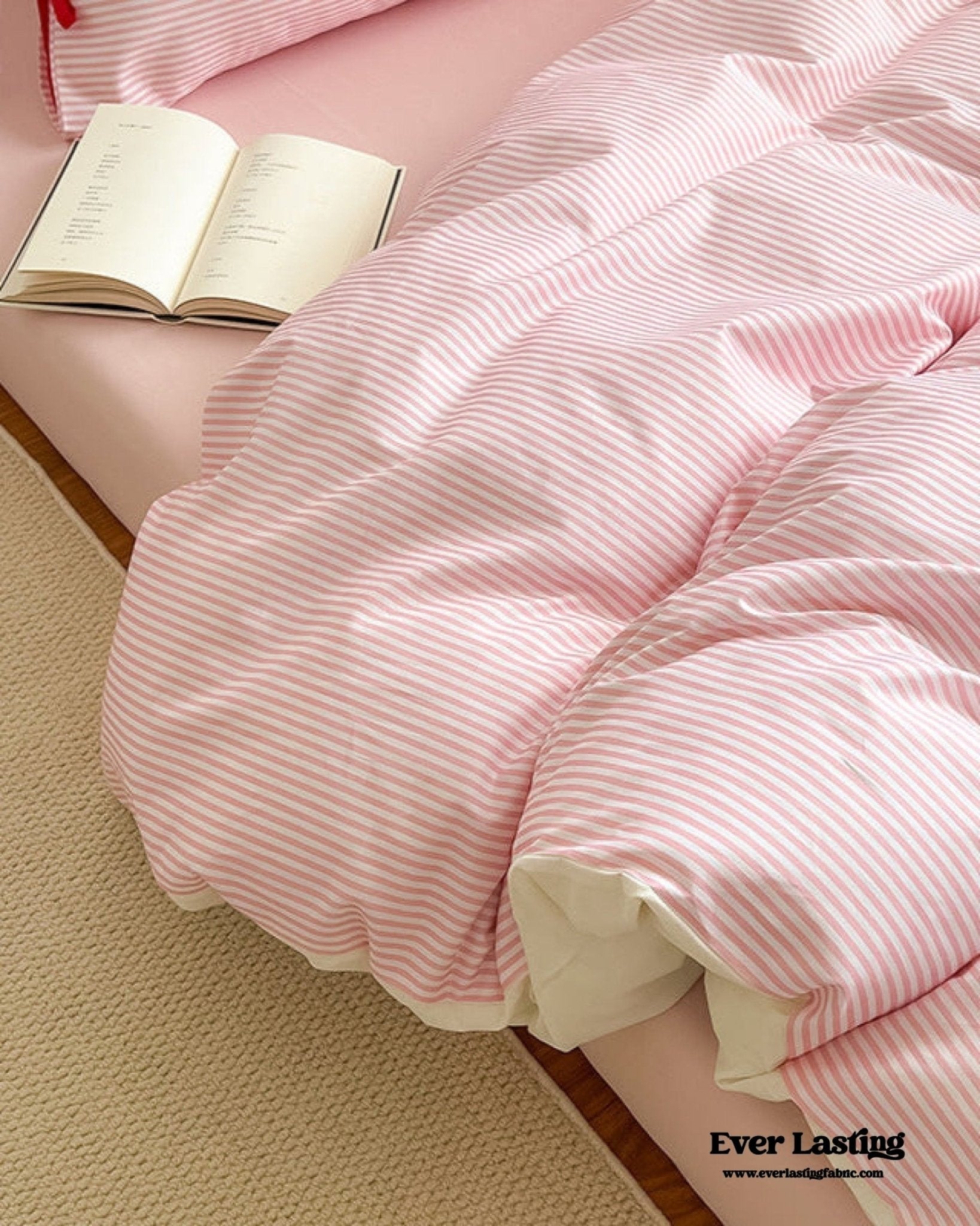 Sweet Bow Striped Bedding Set