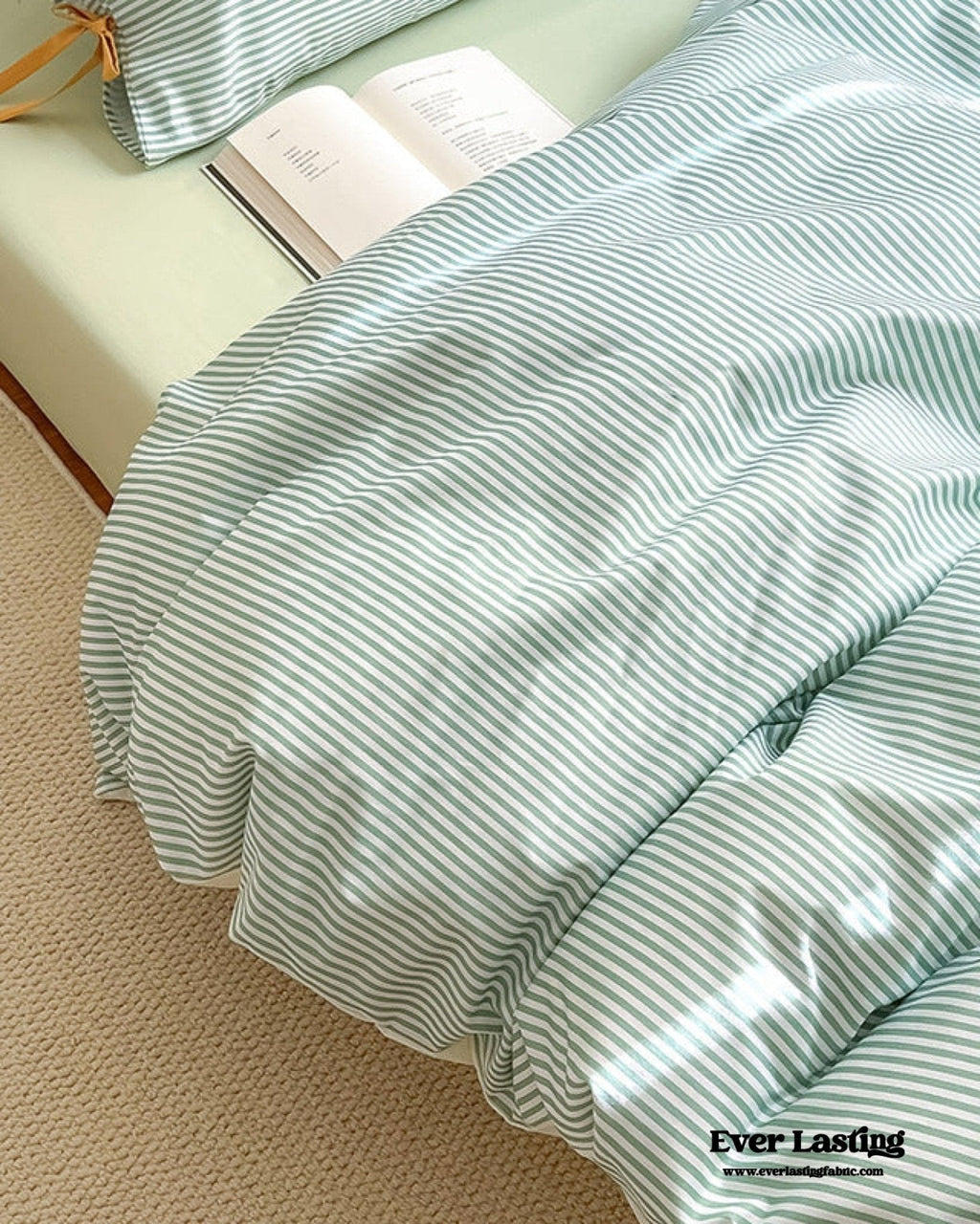 Sweet Bow Striped Bedding Set