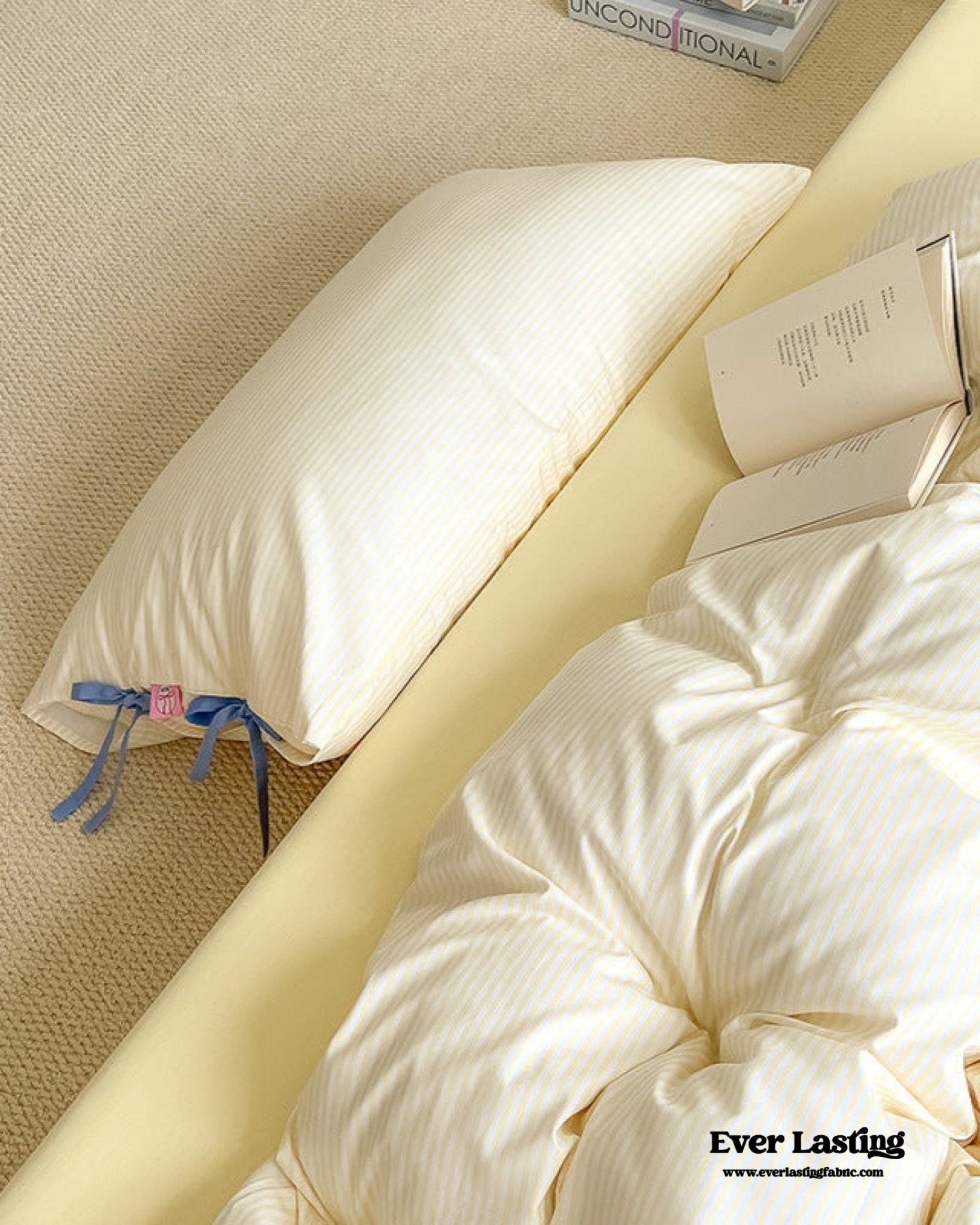Sweet Bow Striped Bedding Set
