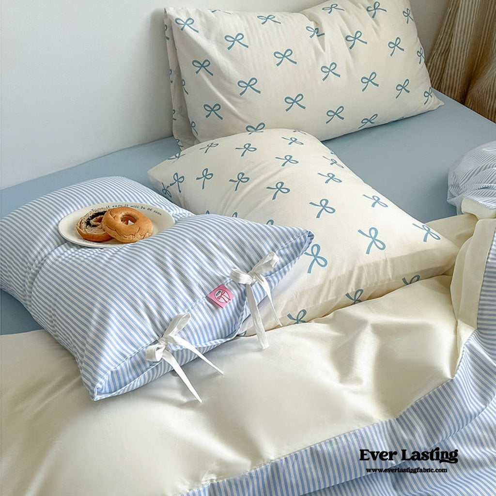 Sweet Bow Striped Bedding Set