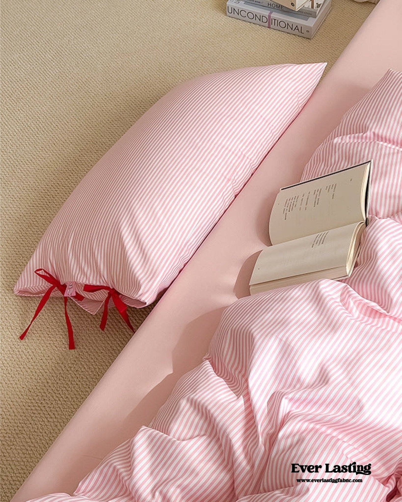 Sweet Bow Striped Bedding Set